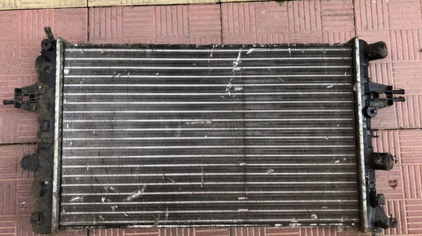 Vand radiator apa Opel Astra G