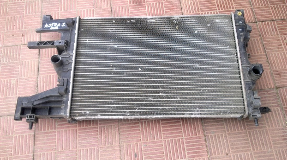 Vand radiator apa si AC Opel Astra J