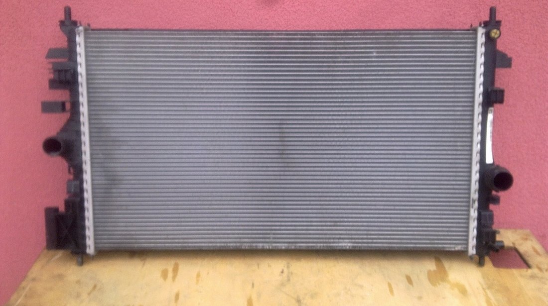 Vand radiator apa si AC Opel Insignia