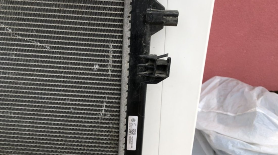 Vand radiator apa VW Skoda 5Q0121251GB