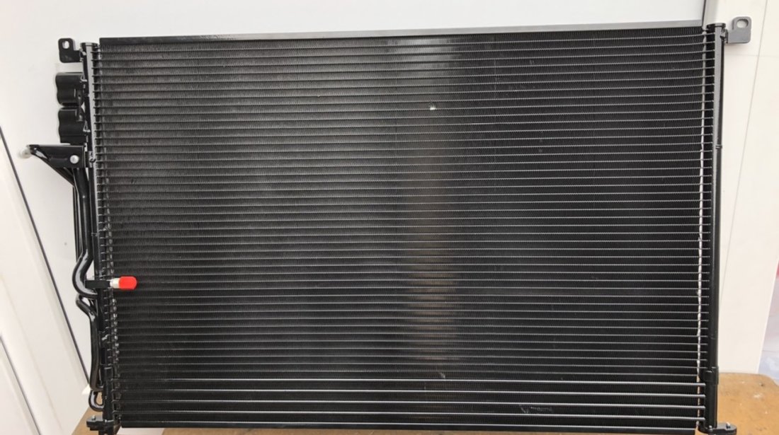 Vand radiator clima/AC nou original pt Audi A8 D3 8E0260403