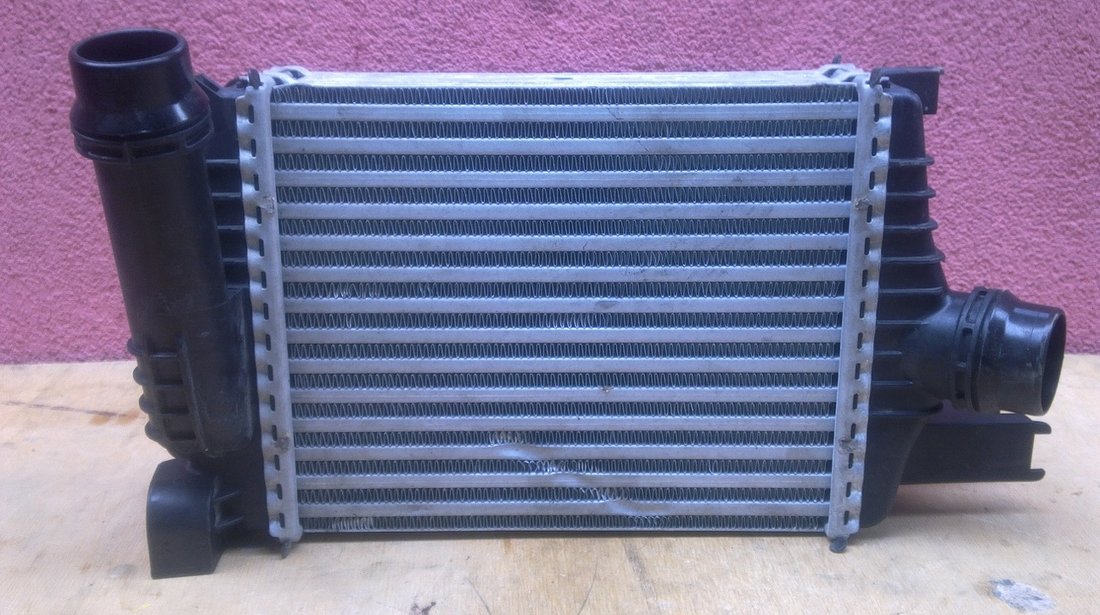 Vand radiator intercooler Dacia Duster