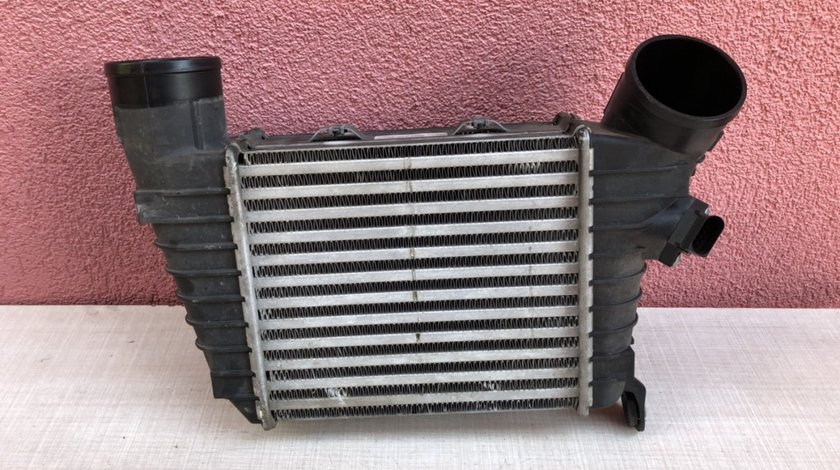 Vand radiator intercooler dreapta Bentley Continental 3W0145804E