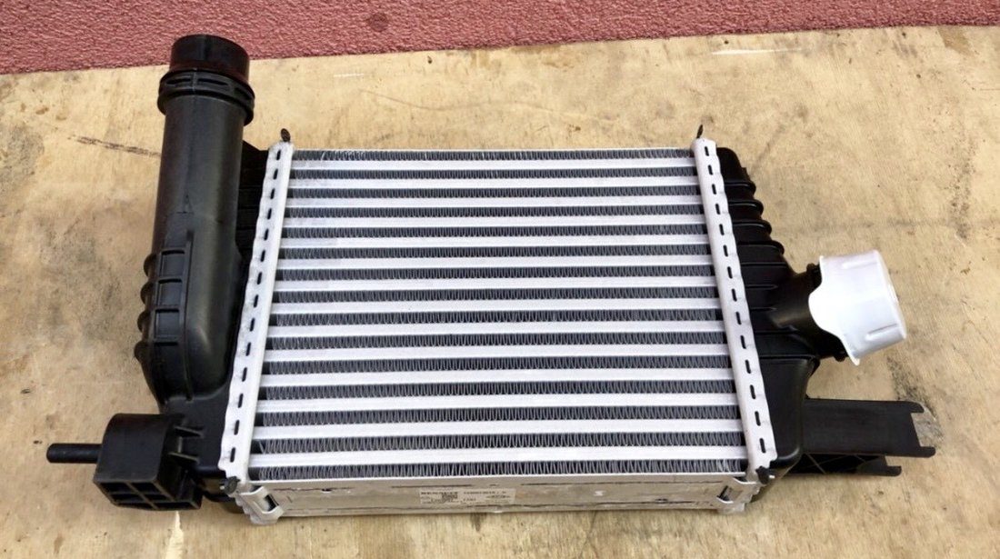 Vand radiator intercooler Renault Captur Clio 4 144961381R