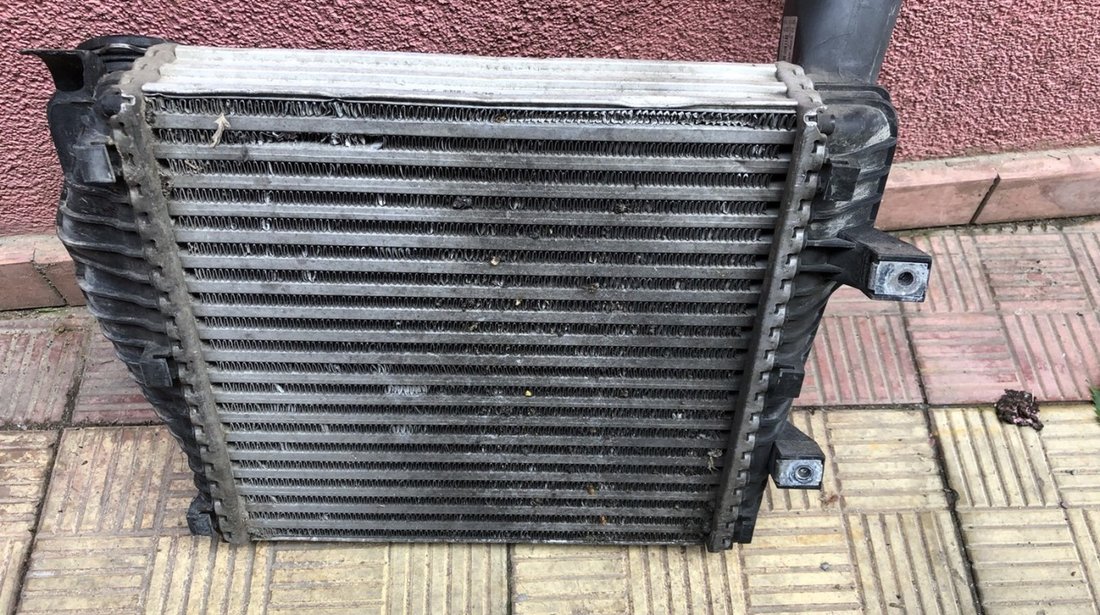 Vand radiator intercooler VW Touareg Porsche Cayenne