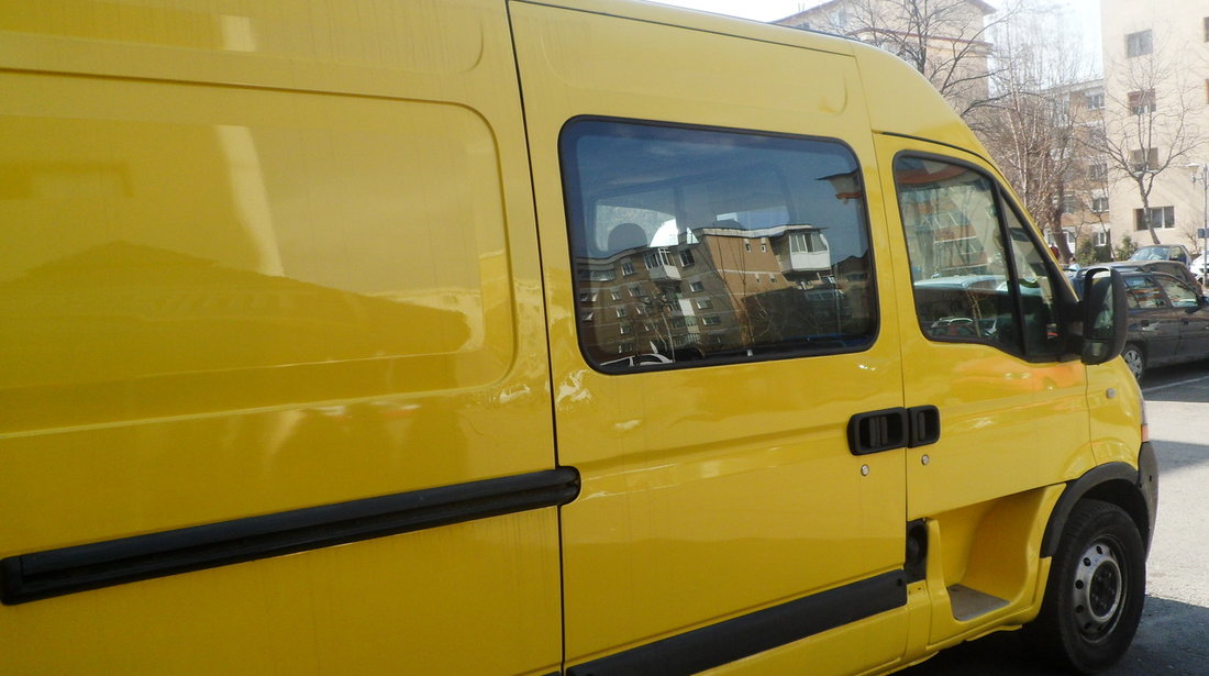 Vand Renault Master 2009 cu carte service