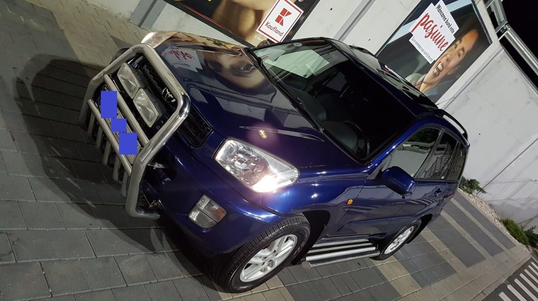 Vand/schimb Toyota RAV 4 II BLUE EDITION,150CP, 2.0 benzina, 4X4 din Showroom Otopeni 2001 VVTI 2001