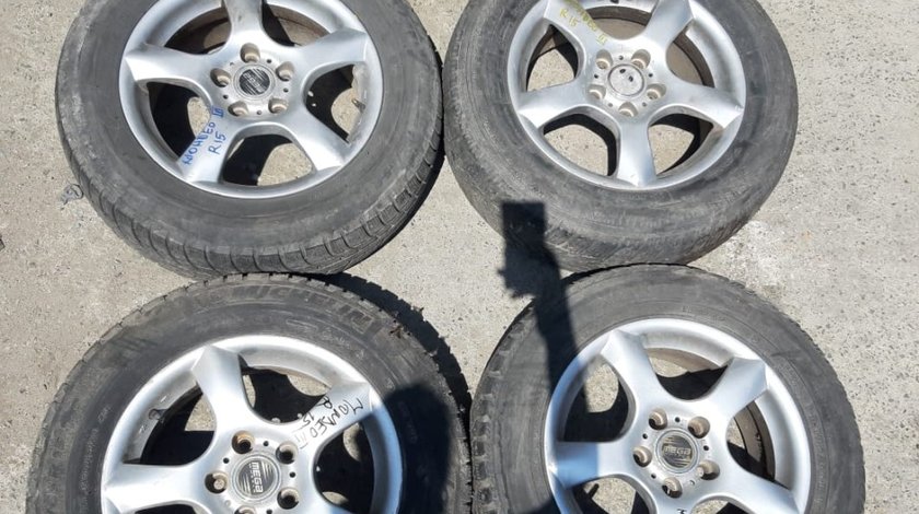Vand Set 8074 - Jante aliaj Ford Focus 2 , 6.5Jx16 ET52.5 , R15 195/65 , 5x108 Pret : 900 ron / se