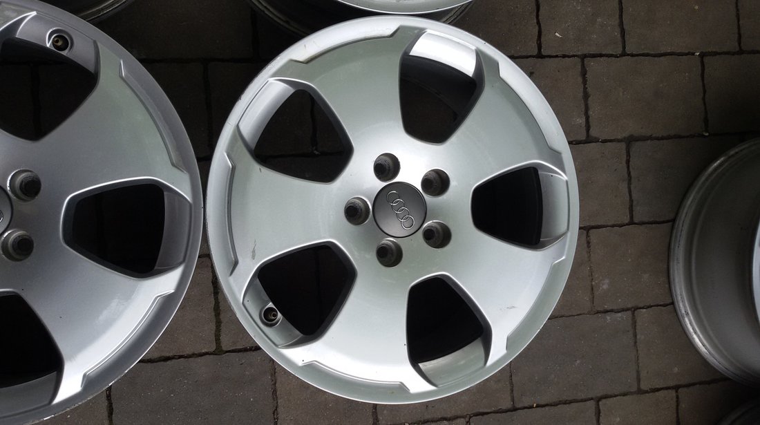 Vand set jante aliaj originale Audi A3 pe 17 5x112