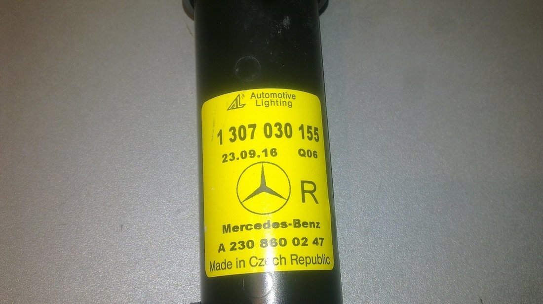 Vand spalator far dreapta Mercedes SL R230