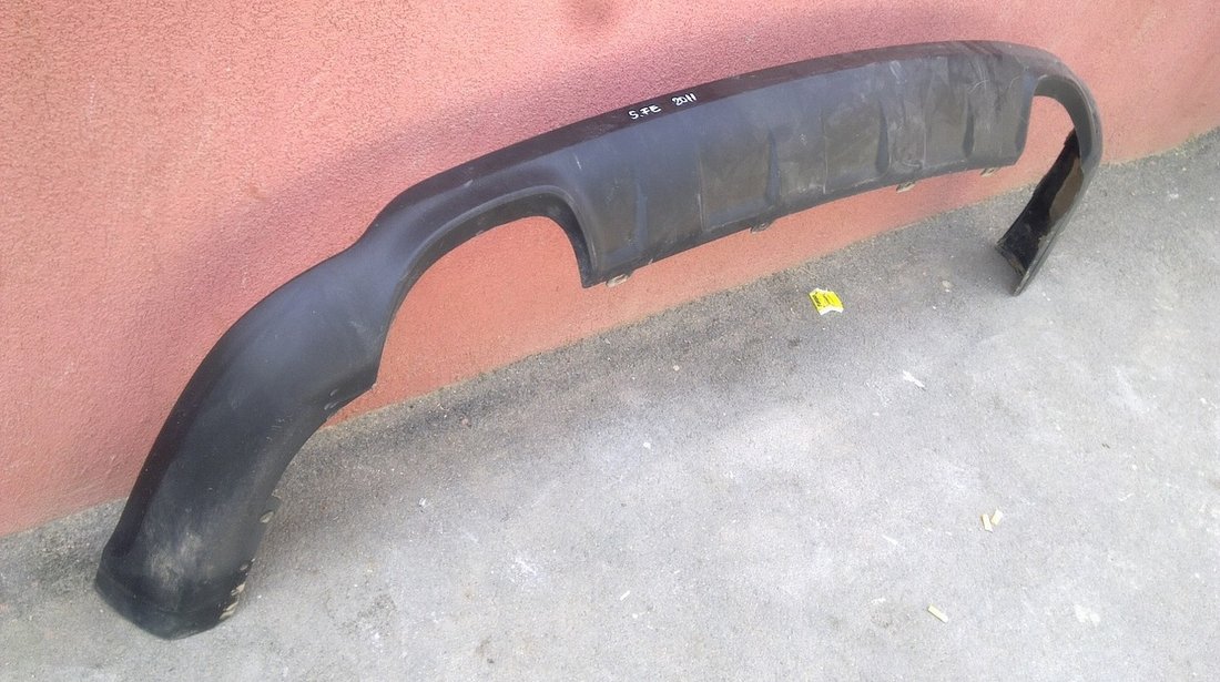 Vand spoiler inferior bara spate Hyundai Santa Fe 2011