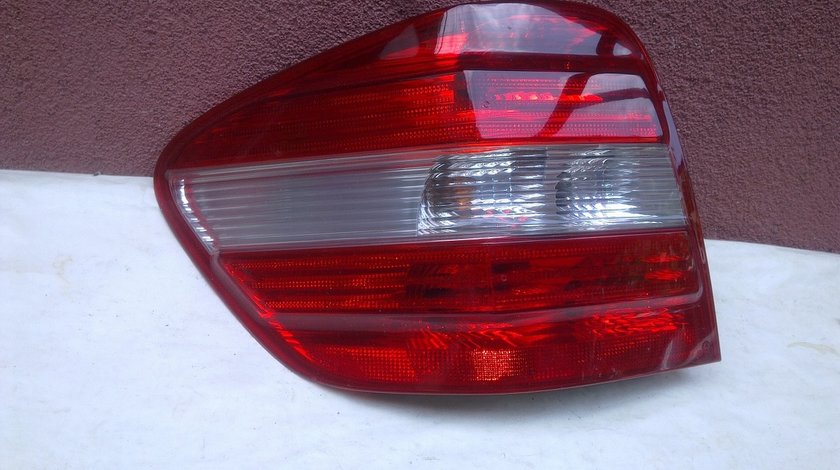 Vand stop stanga Mercedes ML 2008