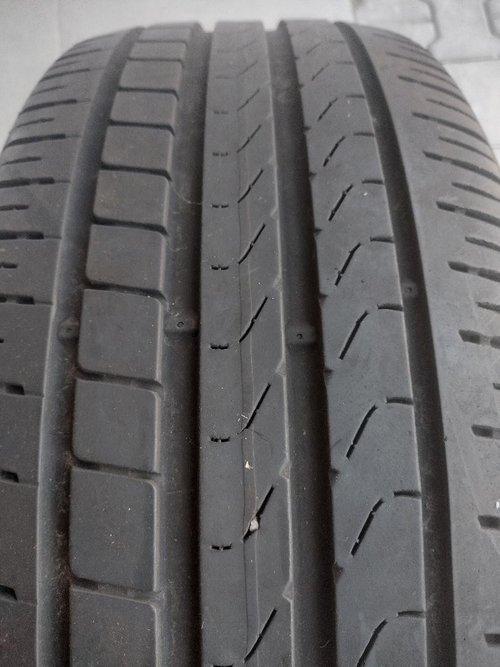 Vand urgent 2 anvelope vara Pirelli Scorpion Verde 235/50/19 99V stare super