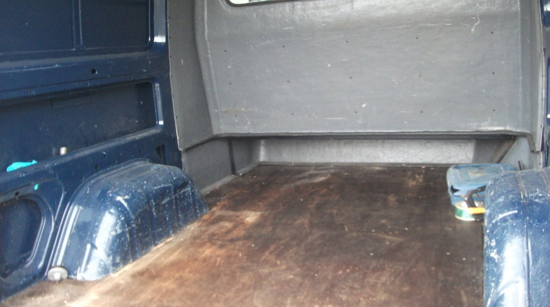 Vand utilitar Mercedes Sprinter 208 cdi, 7 locuri,, inmatriculata,2001