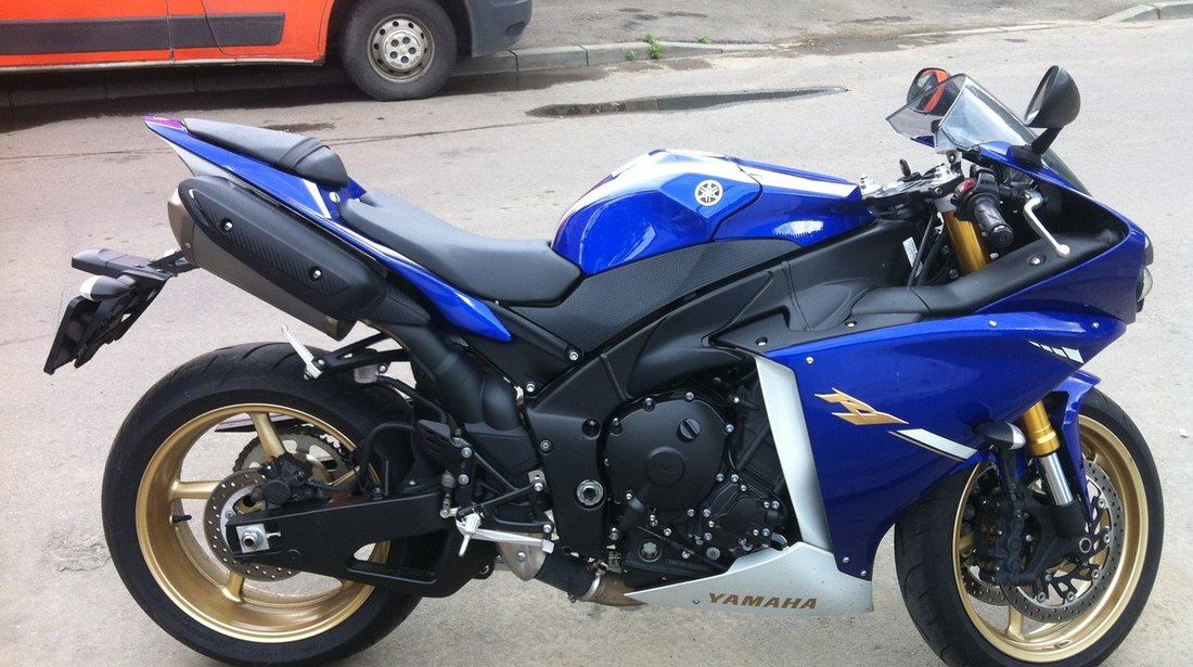 vand Yamaha R1