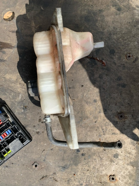 Vas antigel, Nissan Juke motor 1.5 euro 