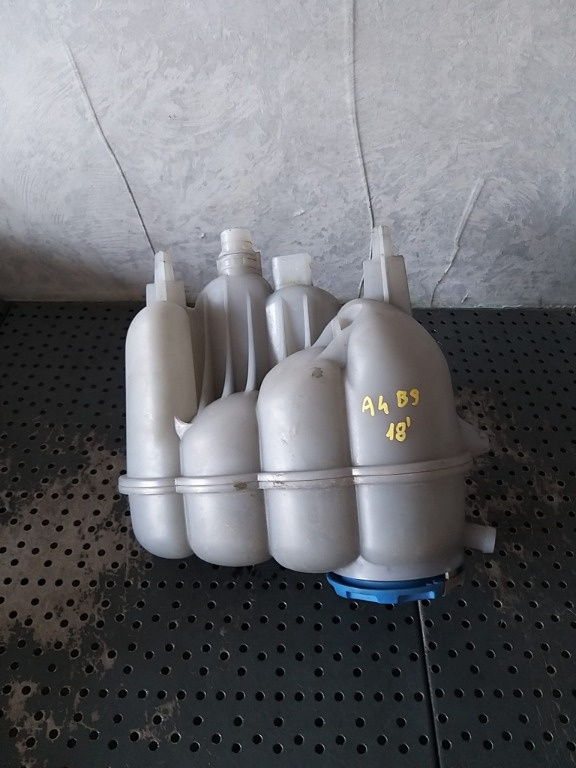 Vas expansiune 2.0 tdi audi a4 b9 8w 8w0121405f