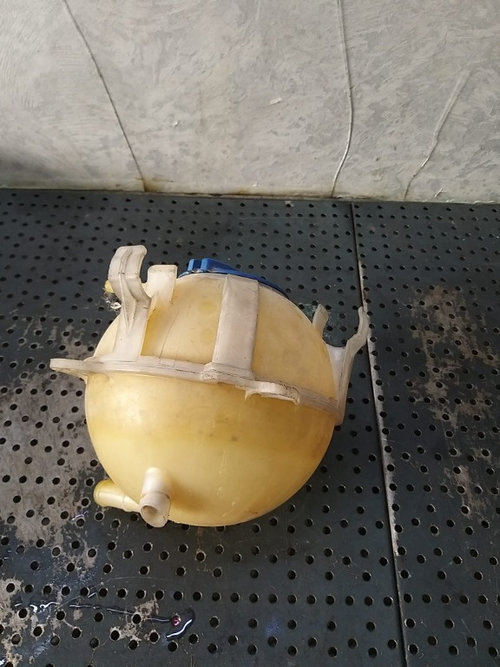 Vas expansiune 2.0 tdi vw passat b6 3c 1k0121407a
