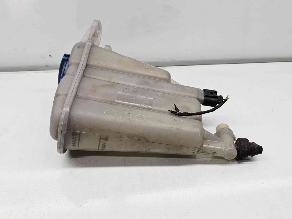 Vas expansiune Audi A4 (8K5, B8) Avant [Fabr 2008-2015] 8K0121403H