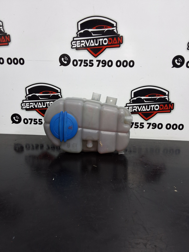 Vas expansiune Audi A6 (2010-2018) [4G2, C7] 2.0 Motorina 2012, 4G0121403G