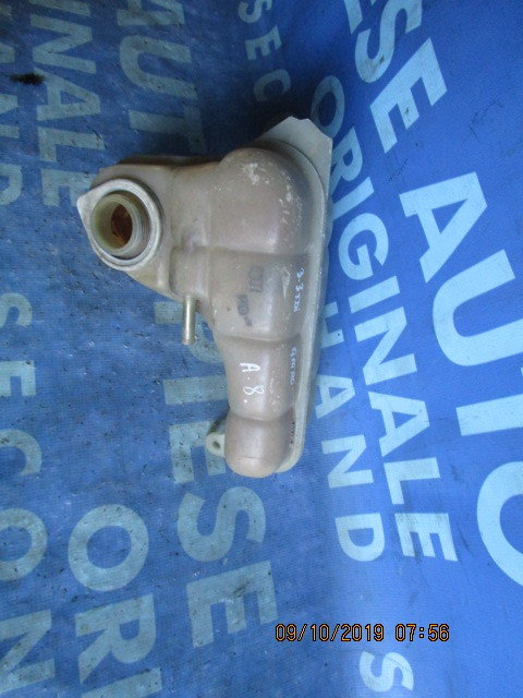 Vas expansiune Audi A8 3.3tdi Quattro 2003; 4D0121408D
