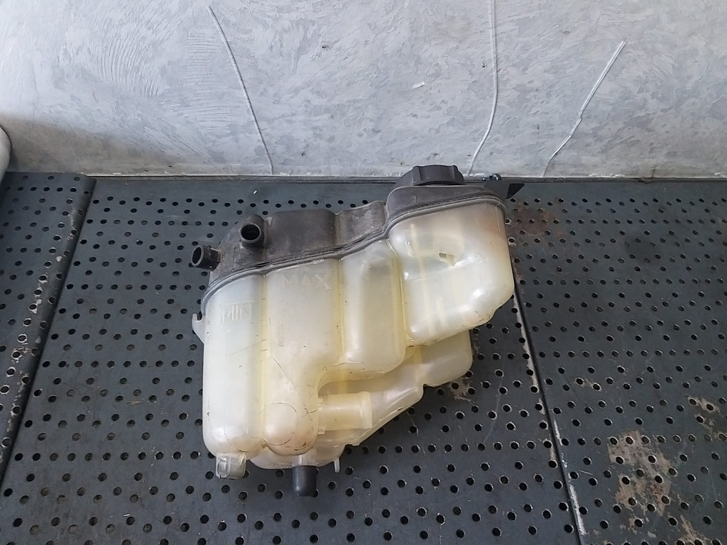 Vas expansiune ford mondeo mk4 3m5h8100ad