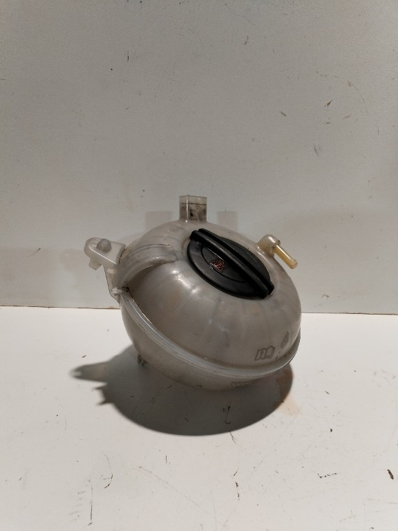 Vas expansiune Skoda Octavia 3 VRS 2.0TDI 5Q0121407A