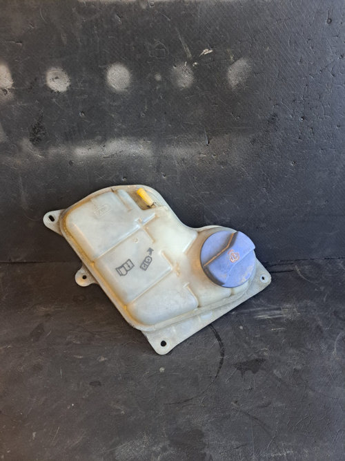 Vas expansiune Vw Passat, 2.0 TDI - COD 8D0121403L