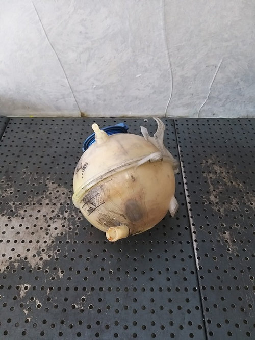 Vas expansiune vw passat b6 3c 1k0121407a