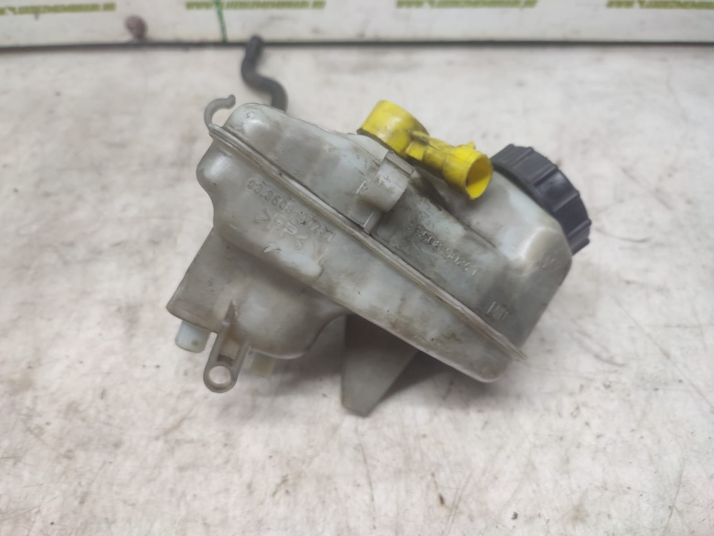 Vas lichid frana 033508-90241 Opel Insig