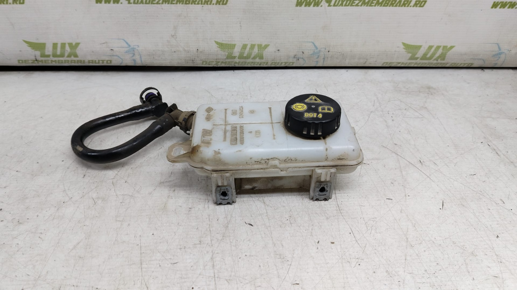 Vas lichid frana 460913647r 2.0 dci m9r710 Opel Vivaro B [2014 - 2019]