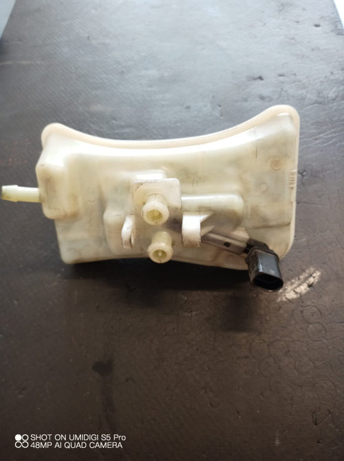 Vas lichid frana Audi A6 4F2,C6 2004-2011 2.0 TDI - COD 320670094