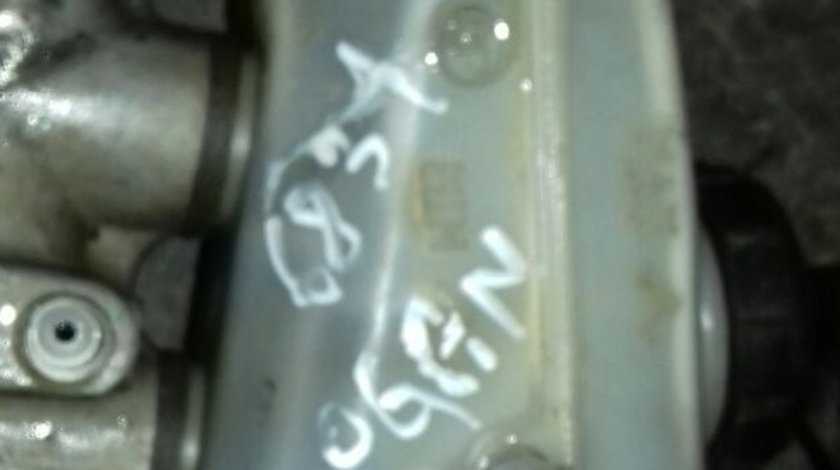 Vas lichid frana Dacia Logan
