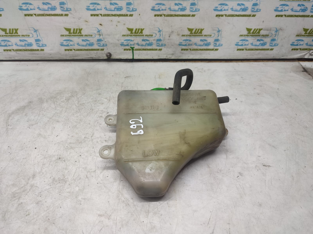 Vas lichid parbriz 1.6 benzina M16A Suzuki SX4 [2006 - 2014] 1.6 benzina M16A