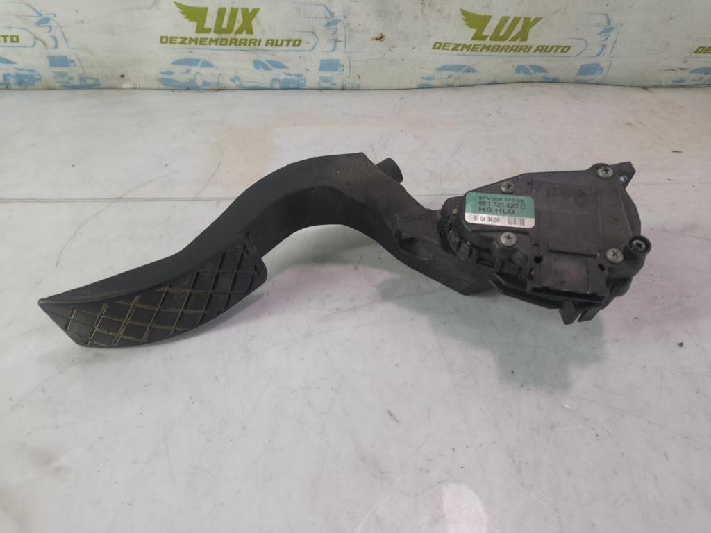 Vas lichid parbriz 8E0955451 Audi A4 B7 [2004 - 2008] 2.0 TDI BLB