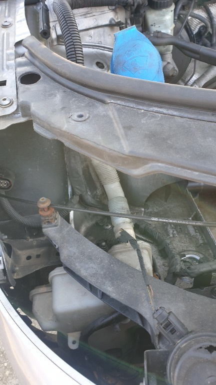 Vas lichid parbriz Audi A3 8L 2007 Hb 2.0