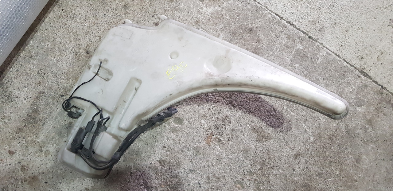 Vas lichid parbriz BMW Seria 3 E90 E91 2005 2006 2007 2008