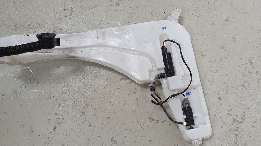 Vas lichid parbriz BMW X4 F26 2015 2016 2017 2018
