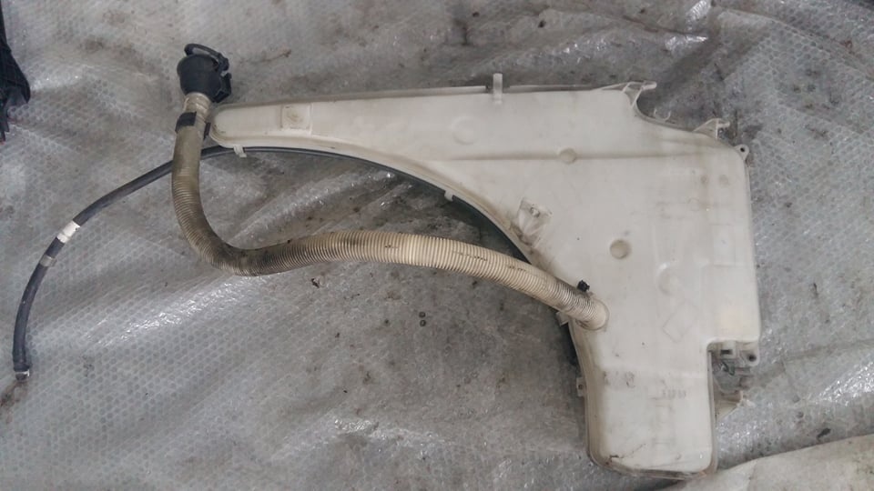 Vas lichid parbriz combi bmw seria1 e87 seria 3 e90 2.0 d 177cp 2007 7124 231-16