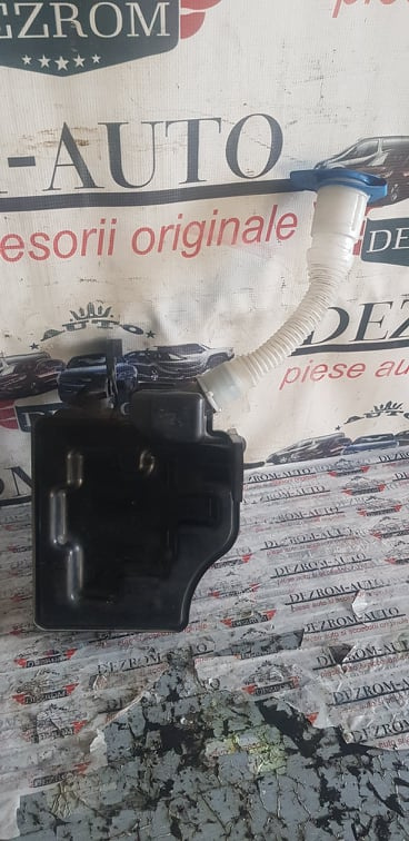 Vas lichid parbriz cu motoras VW Polo V cod 6R0955453G