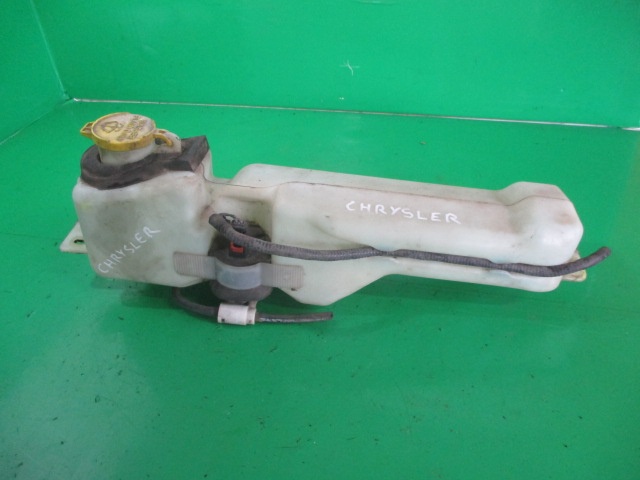 VAS LICHID PARBRIZ CU POMPITA CHRYSLER PT CRUISER 2.0 16V FAB. 2000 - 2010 ⭐⭐⭐⭐⭐