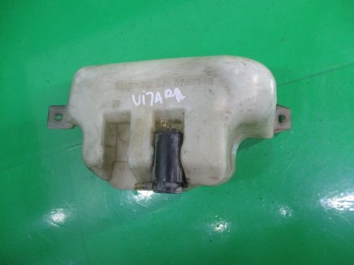 VAS LICHID PARBRIZ CU POMPITA SUZUKI VITARA FAB. 1988 – 2002 ⭐⭐⭐⭐⭐