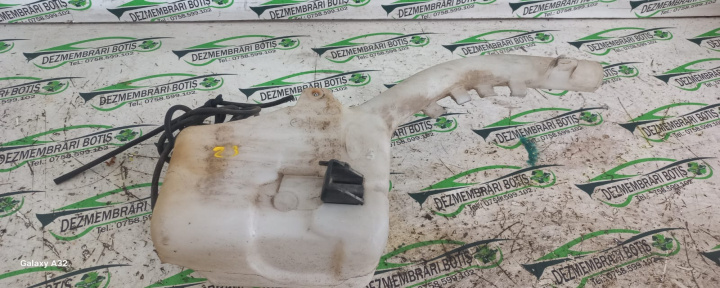 Vas lichid parbriz Ford Fiesta 5 [2001 - 2007] Hatchback 5-usi 1.4 MT (80 hp)