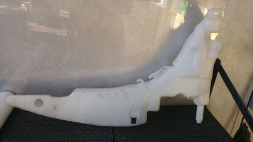 Vas lichid parbriz ford focus 1 daw dbw xs4113k163bh