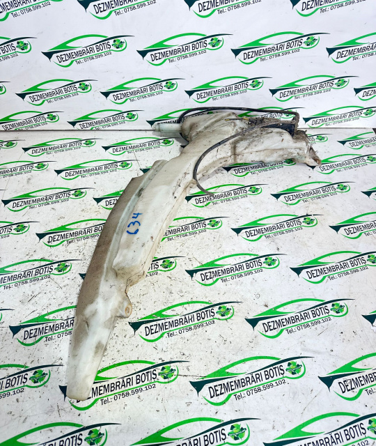 Vas lichid parbriz Ford Focus [1998 - 2004] wagon 5-usi 1.8 TDi MT (75 hp)