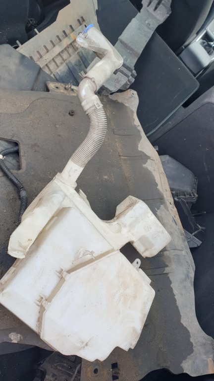 Vas lichid parbriz Ford Mondeo 4 2008 HB 2.0