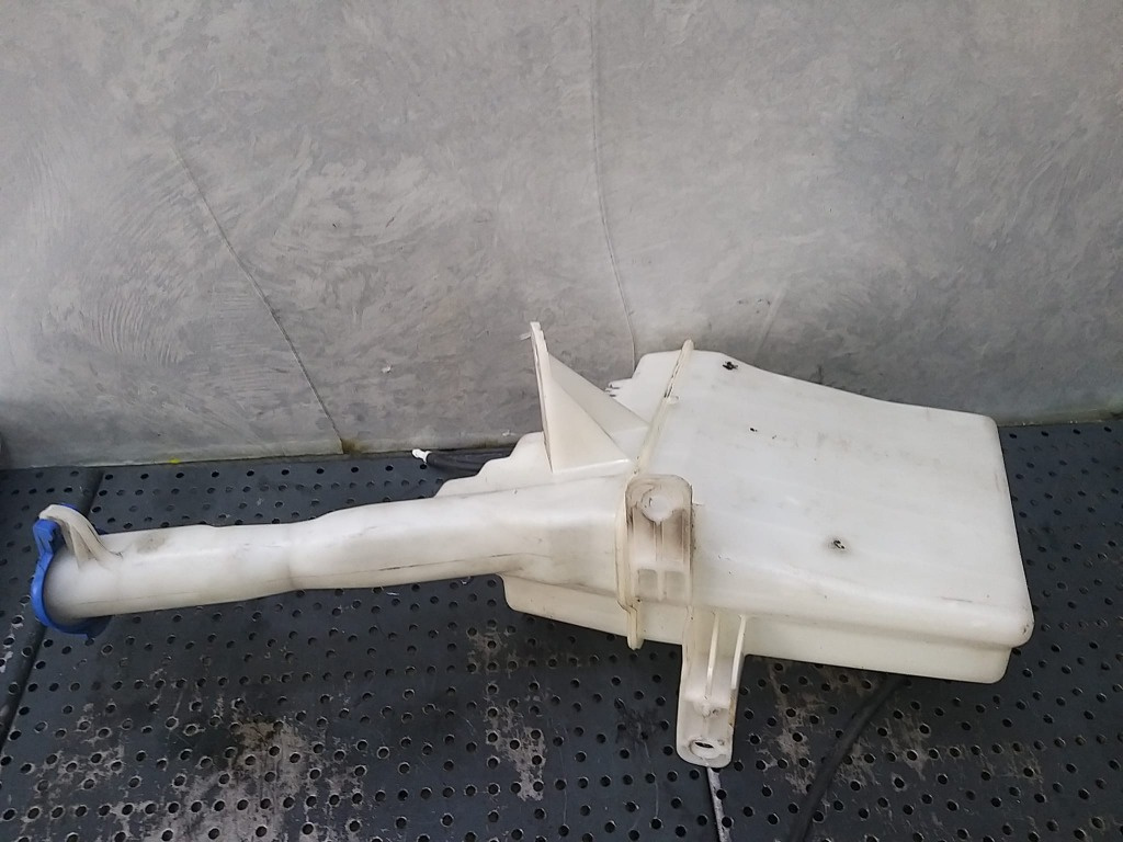 Vas lichid parbriz hyundai i20 986101j000 986101j100