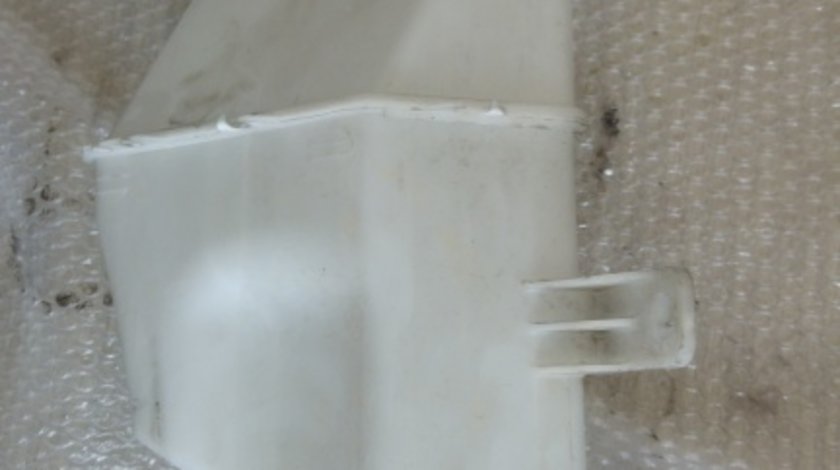 Vas lichid parbriz hyundai ix20 dupa 2011 98610-1p000