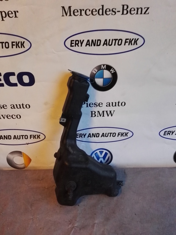 Vas lichid parbriz mercedes c220 A2048601560