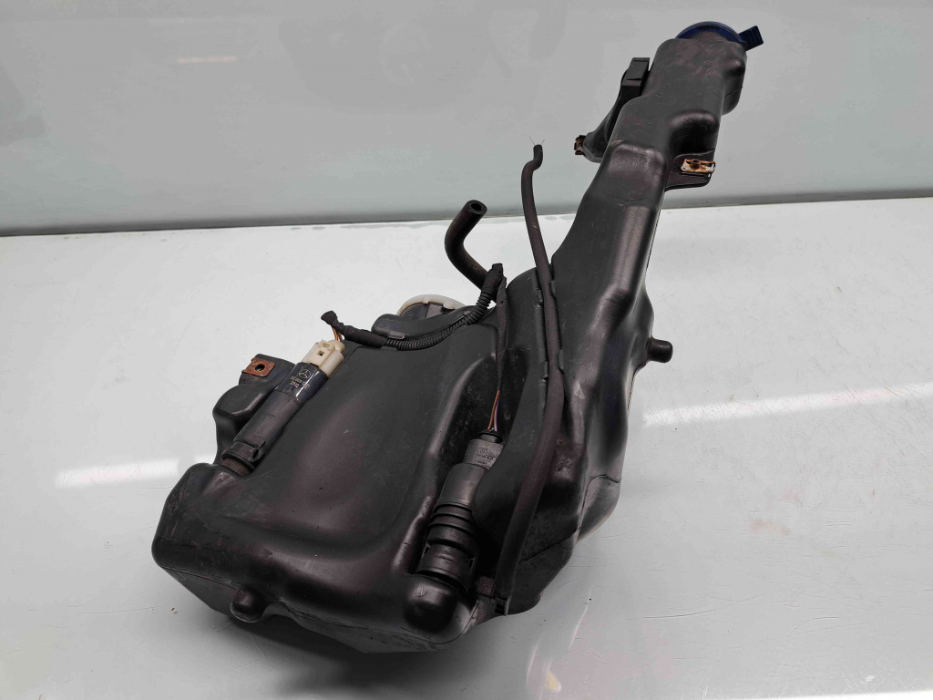 Vas lichid parbriz Mercedes Clasa E (W212) AMG [Fabr 2009-2016] A2048602360
